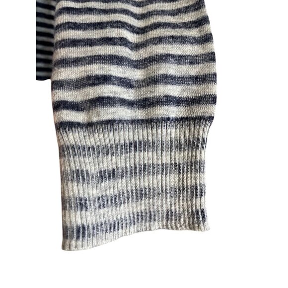 Banana Republic Striped Knit Sweater Blue XL Preppy Classic Chic Old Money Retro - Picture 3 of 8
